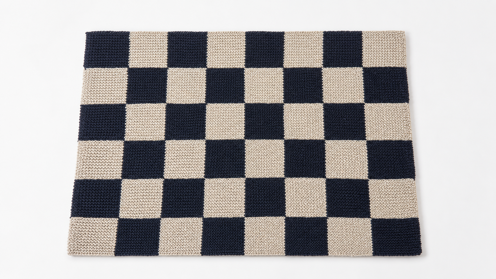 Alfombra Aurea Damero — Tejido Artesanal a Cuadros de Fique